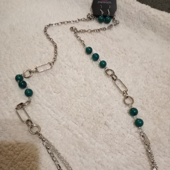 paparazzi Jewelry - Cache me out necklace NWT